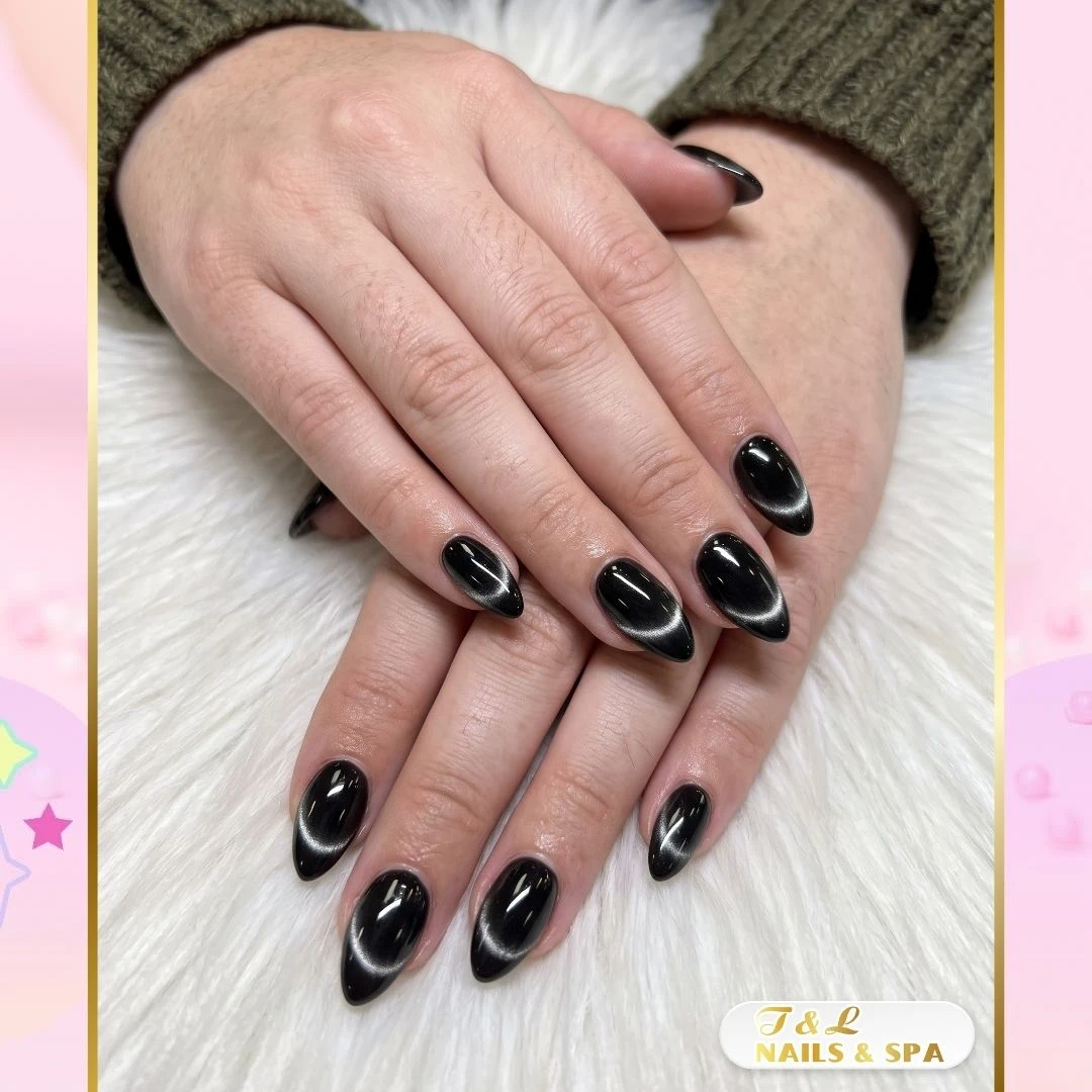 Nail colours